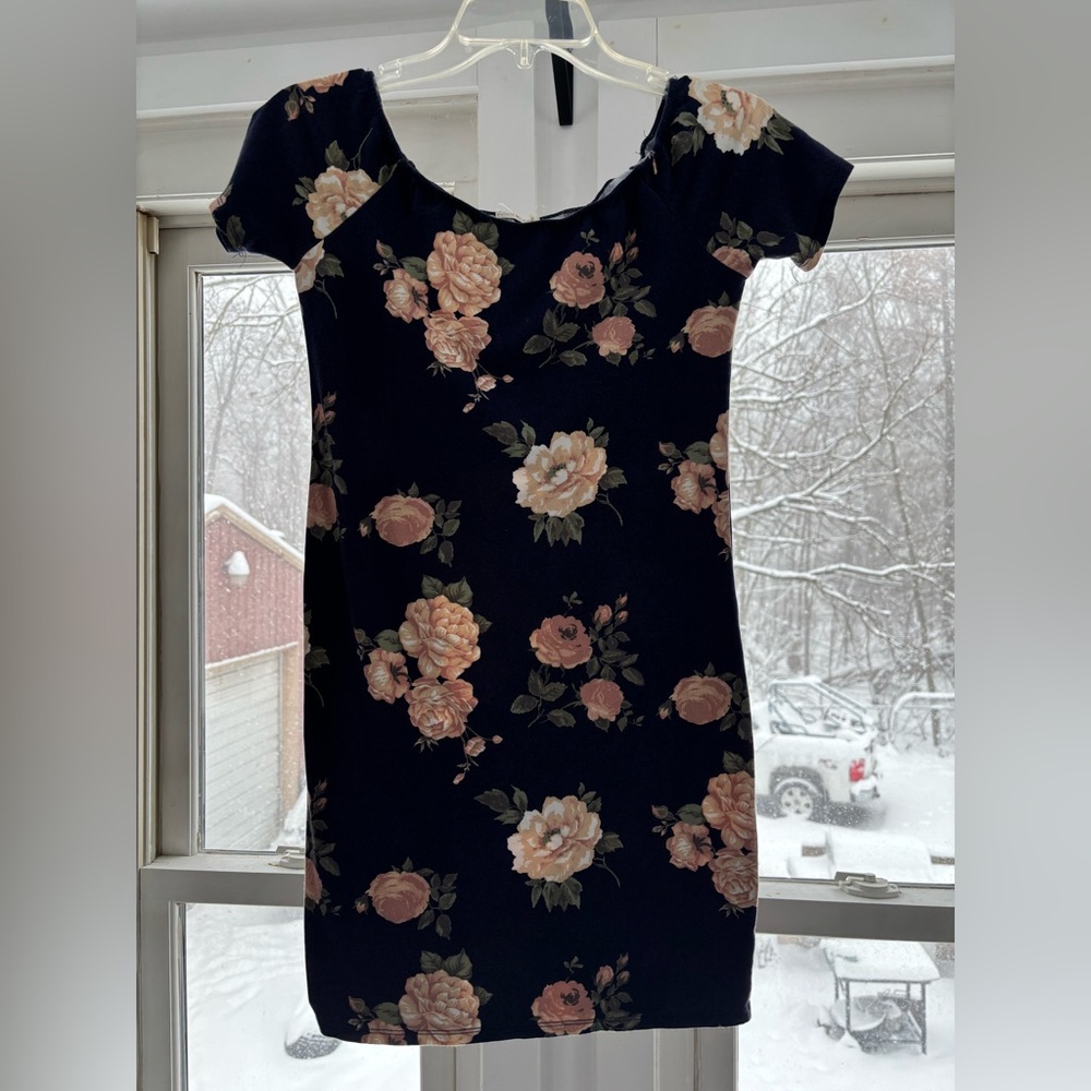 Heart Hips‎ Blue Floral Mini Dress